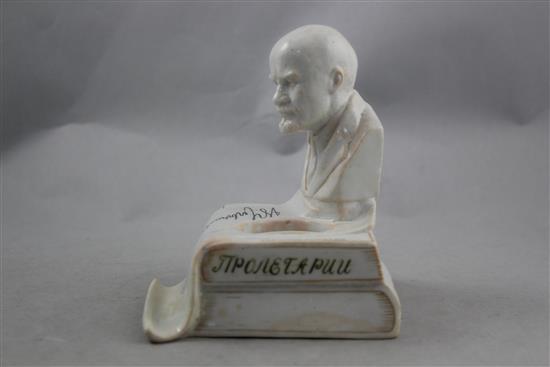 A bust of Lenin porcelain propagada inkstand, after a design by Natalia Danko, The State Porcelain Factory, Petrograd circa 1930, 14.5c